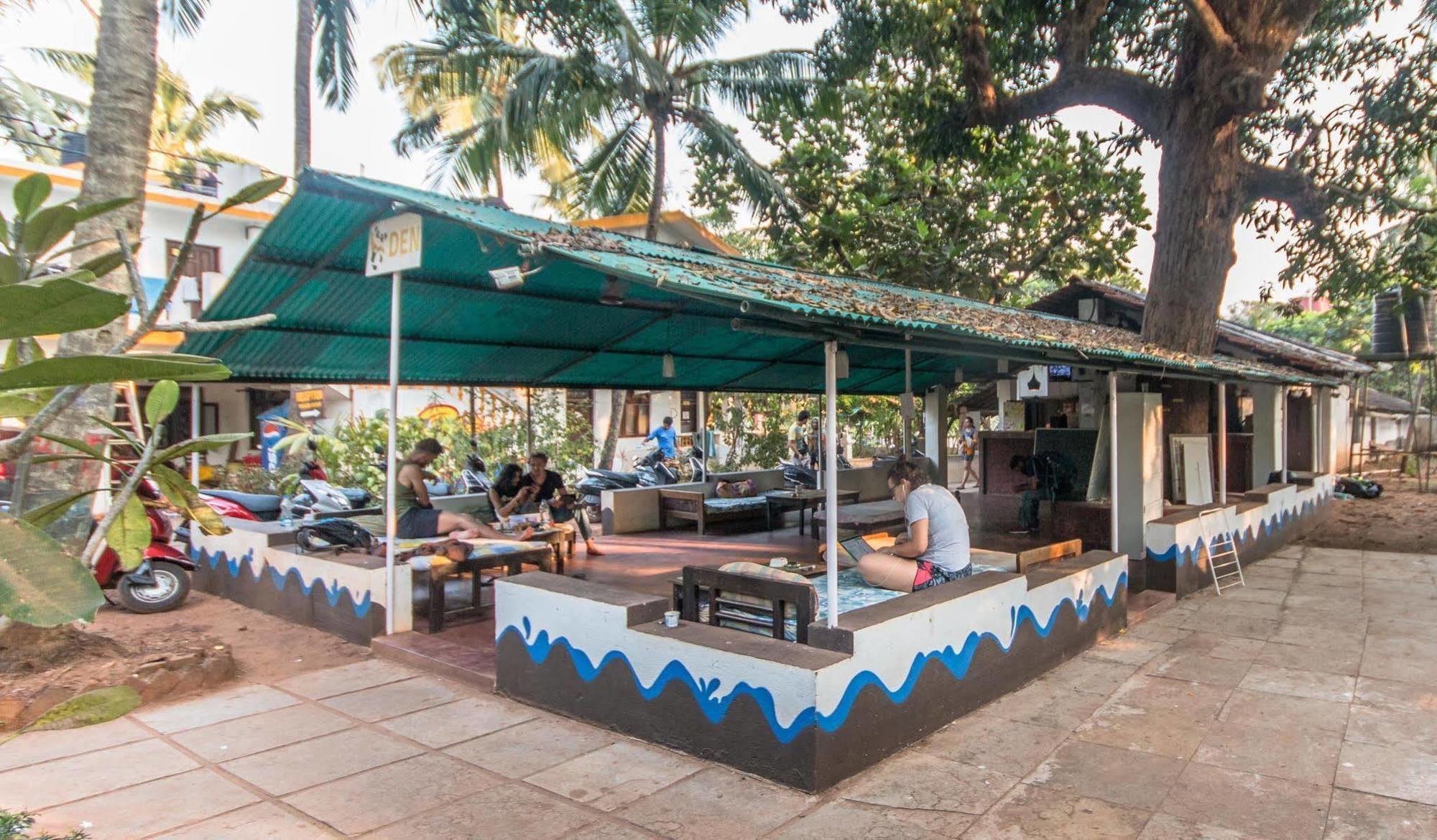 Backpacker Panda Goa Hostel Calangute Exterior foto