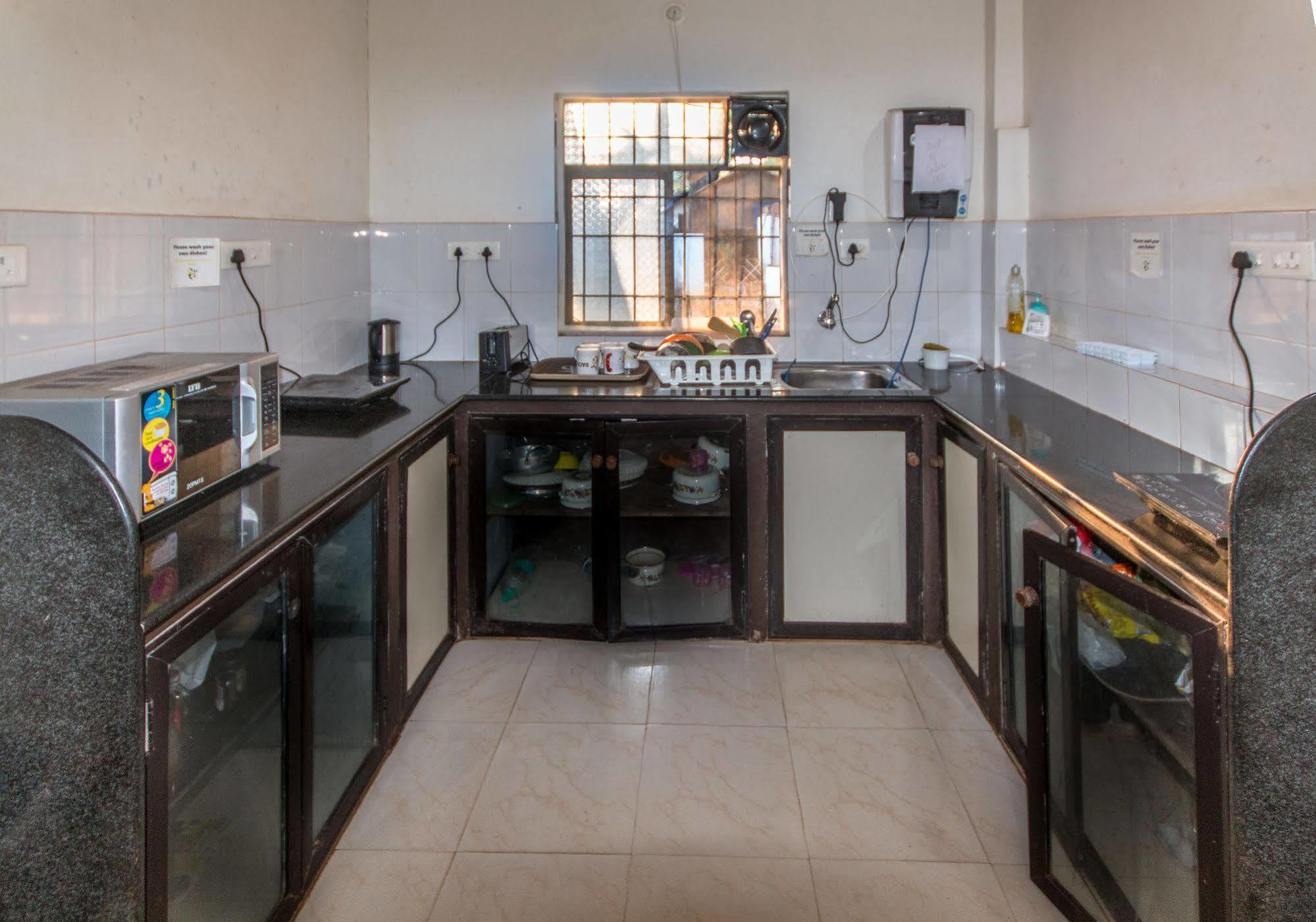Backpacker Panda Goa Hostel Calangute Exterior foto