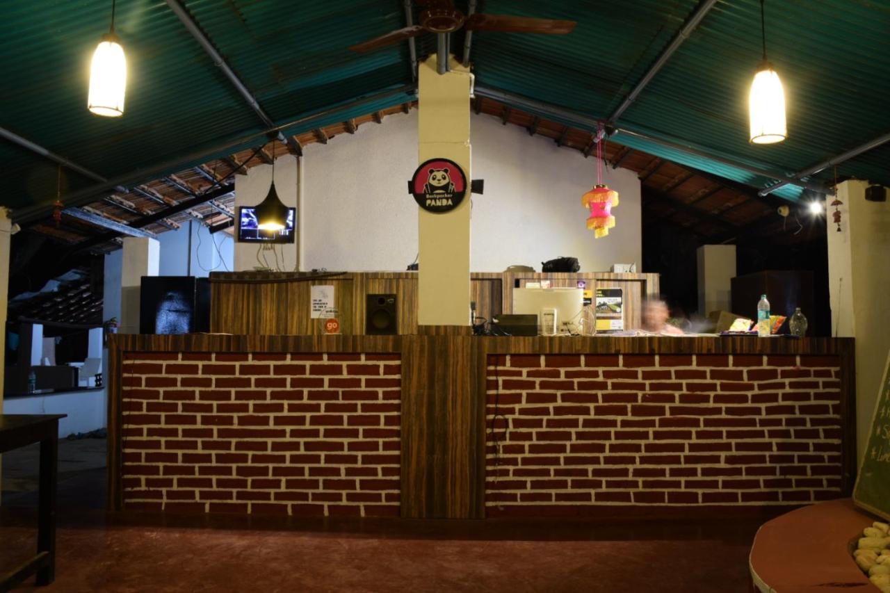 Backpacker Panda Goa Hostel Calangute Exterior foto