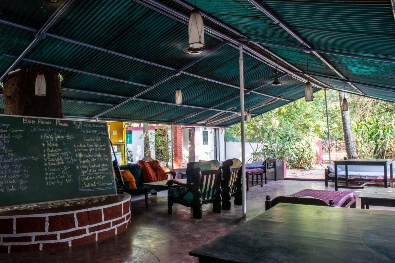 Backpacker Panda Goa Hostel Calangute Exterior foto