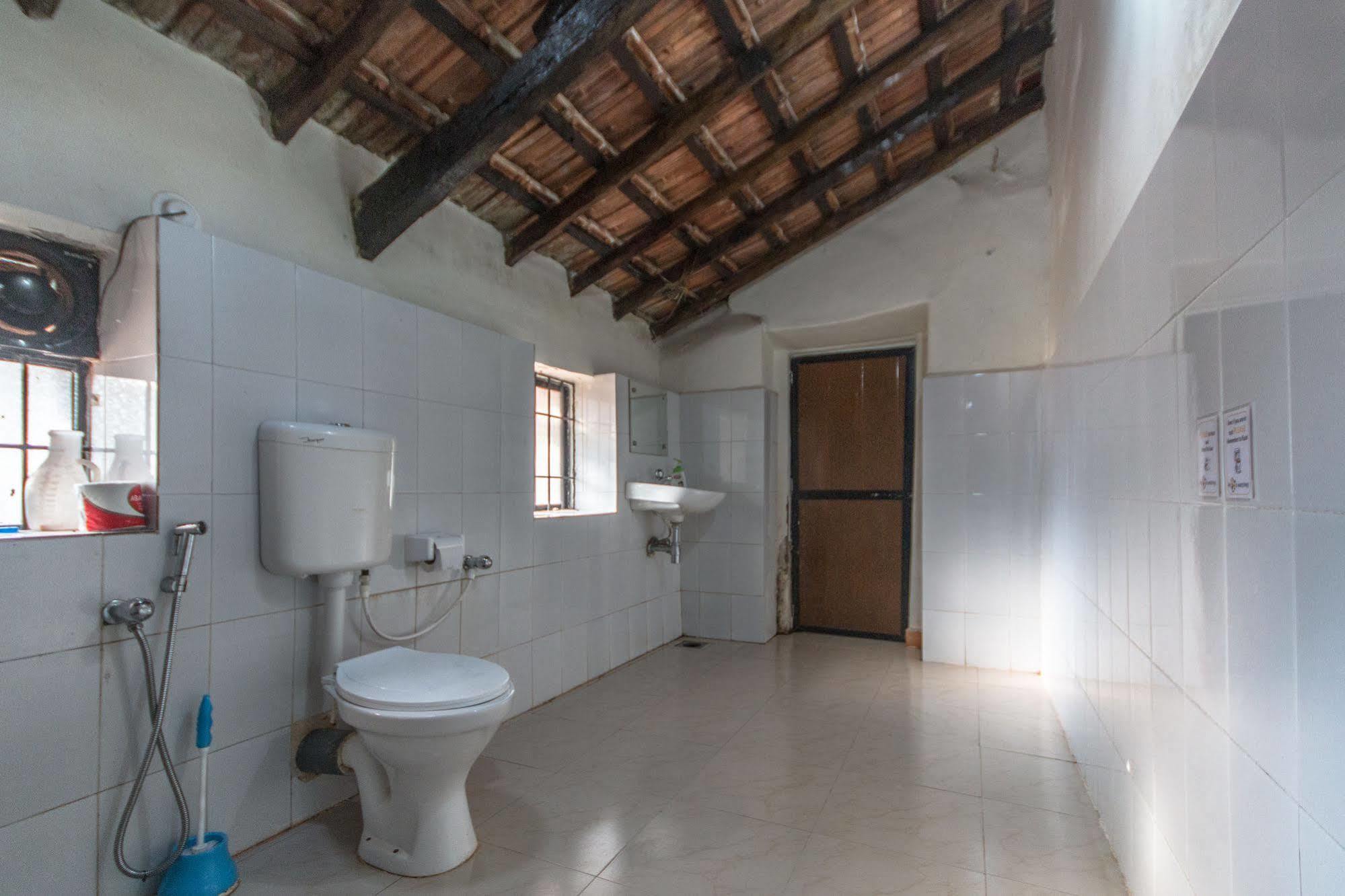 Backpacker Panda Goa Hostel Calangute Exterior foto
